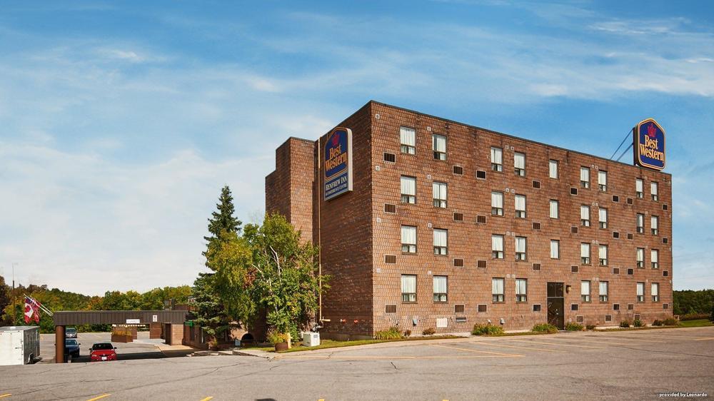 Days Inn By Wyndham Renfrew Conference Centre Exterior foto